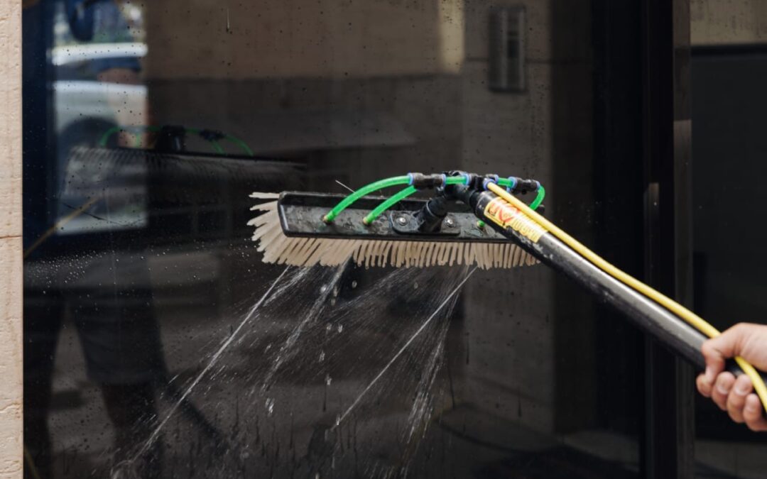 Šta sve mislimo da znamo o pranju staklenih fasada